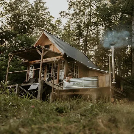 Luxury tent Les De Roquehort Salies-de-Bearn