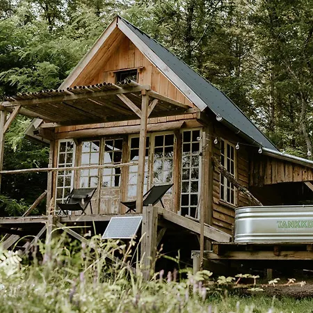 Les De Roquehort Luxury tent