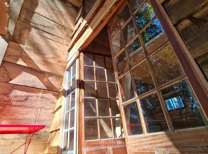 Les De Roquehort אוהל מפואר *