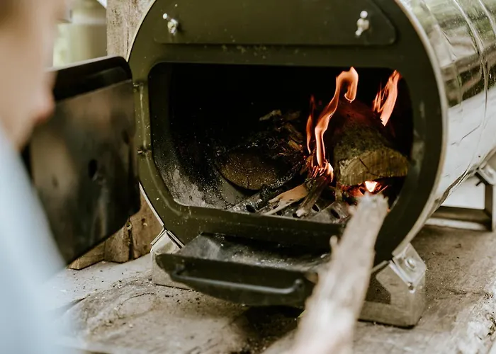 אוהל מפואר Les De Roquehort *